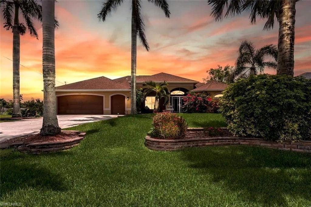 1619 31st Ave, Cape Coral, FL 33993-43
