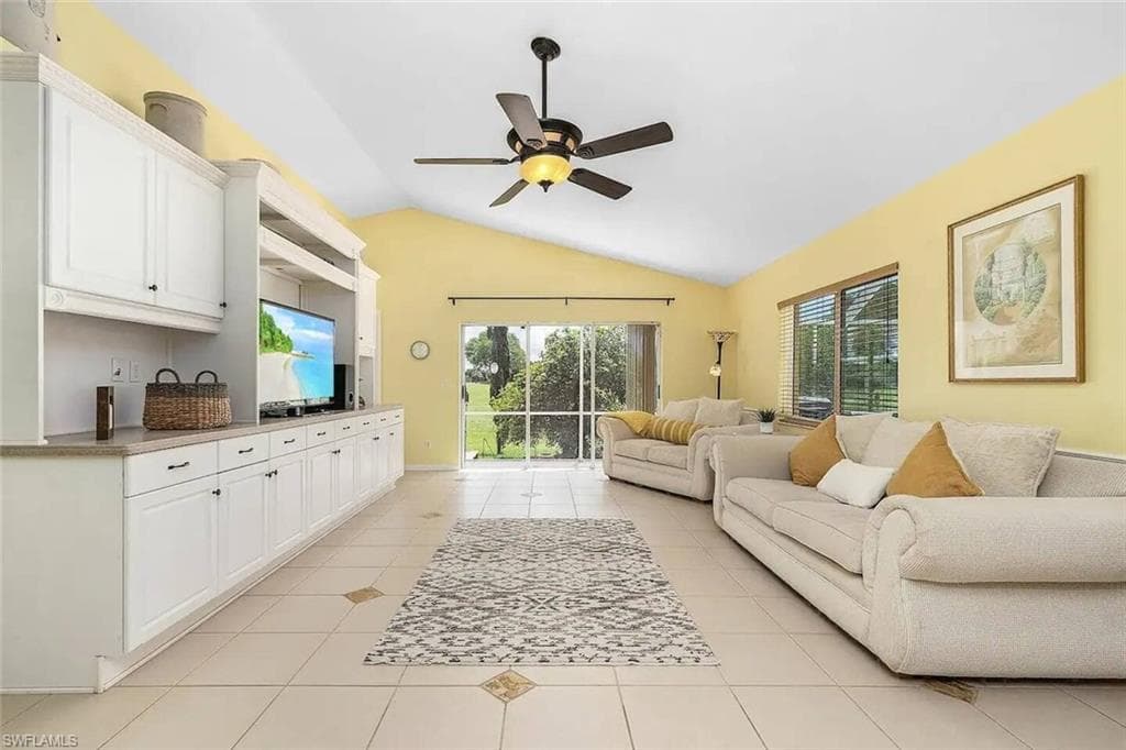 1619 31st Ave, Cape Coral, FL 33993-3