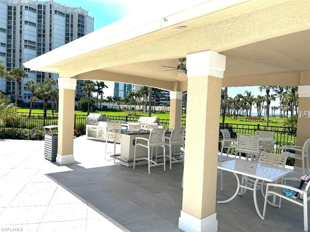 4041 Gulf Shore Blvd N 108, Naples, FL 34103-23