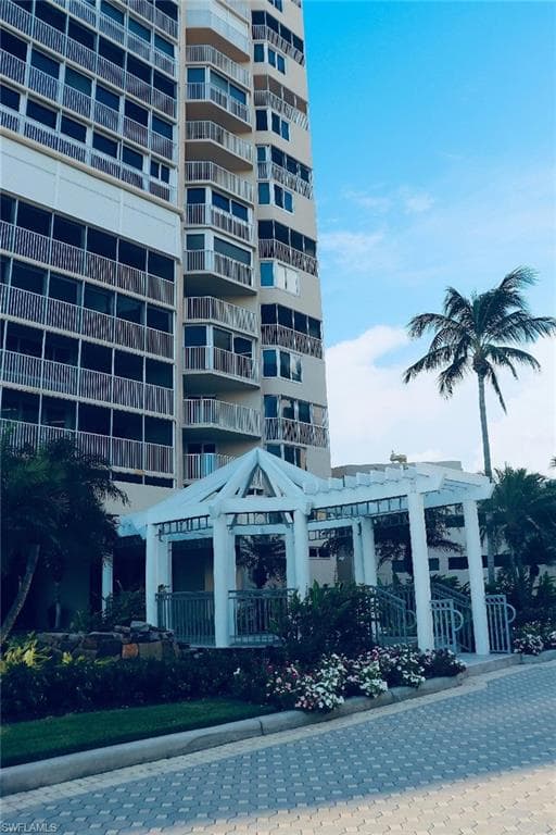 4041 Gulf Shore Blvd N 108, Naples, FL 34103-5