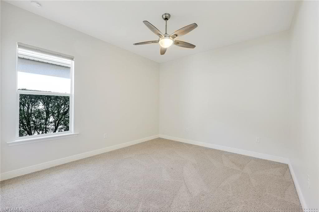 3781 Helmsman Dr, Naples, FL 34120-21
