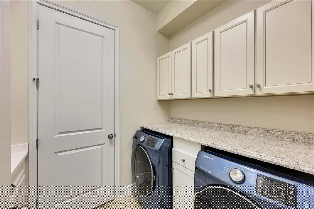 3781 Helmsman Dr, Naples, FL 34120-26