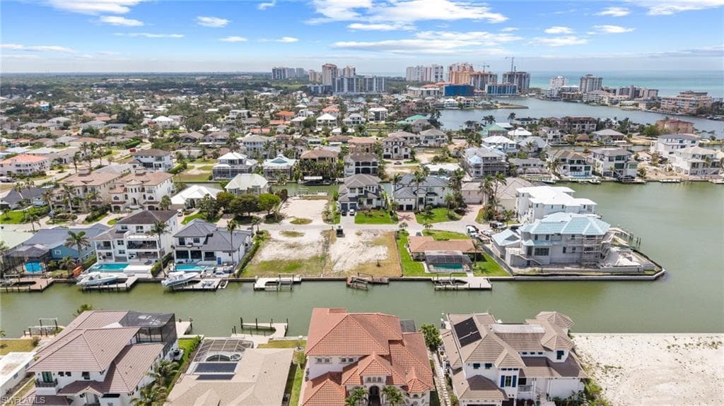 401 Willet Ave, Naples, FL 34108-9