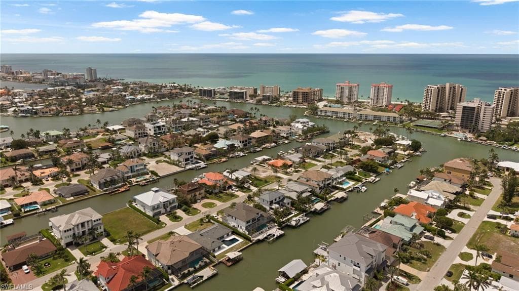 224 Heron Ave, Naples, FL 34108-5