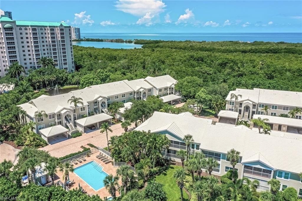 5899 Chanteclair Dr 225, Naples, FL 34108-27