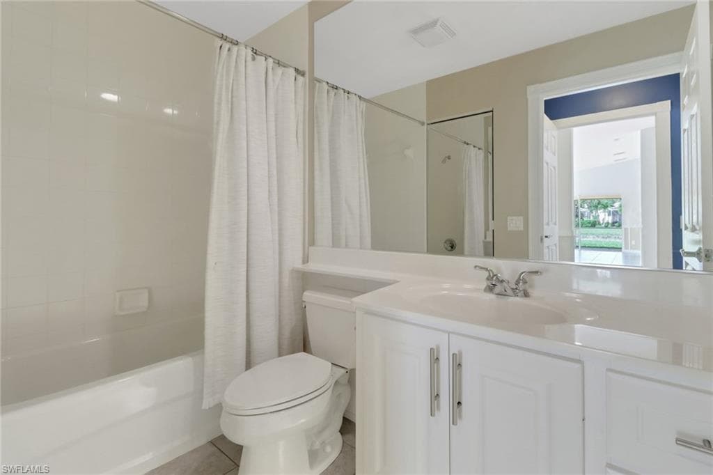 7933 Umberto Ct, Naples, FL 34114-19