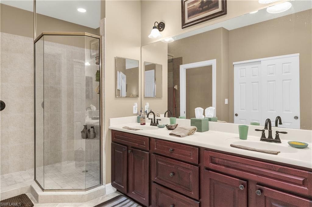 1286 Rialto Way 9-202, Naples, FL 34114-18