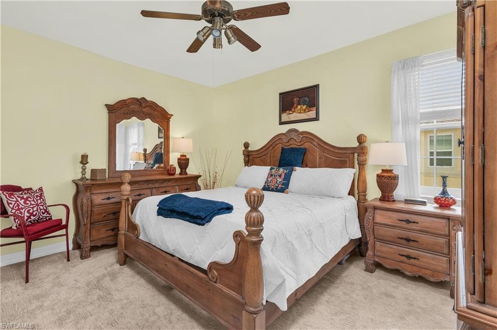 1286 Rialto Way 9-202, Naples, FL 34114-21