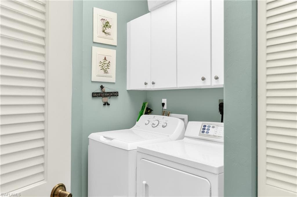 1286 Rialto Way 9-202, Naples, FL 34114-24