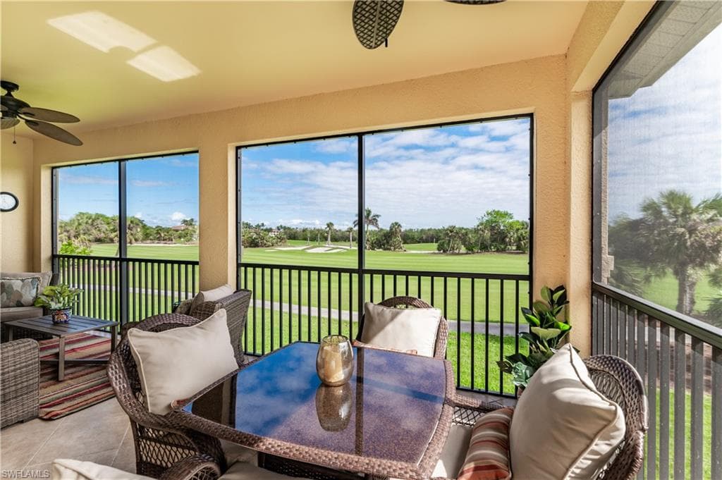 1286 Rialto Way 9-202, Naples, FL 34114-28