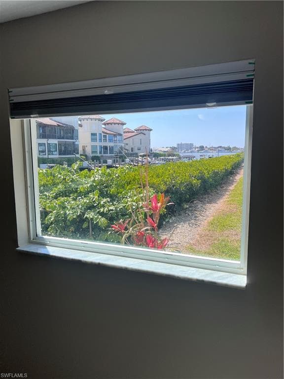 1320 Blue Point Ave 2, Naples, FL 34102-9