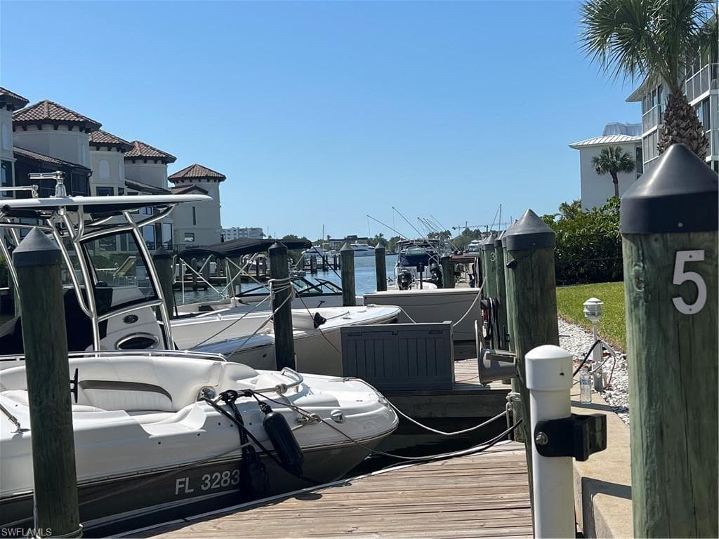 1320 Blue Point Ave 2, Naples, FL 34102-6