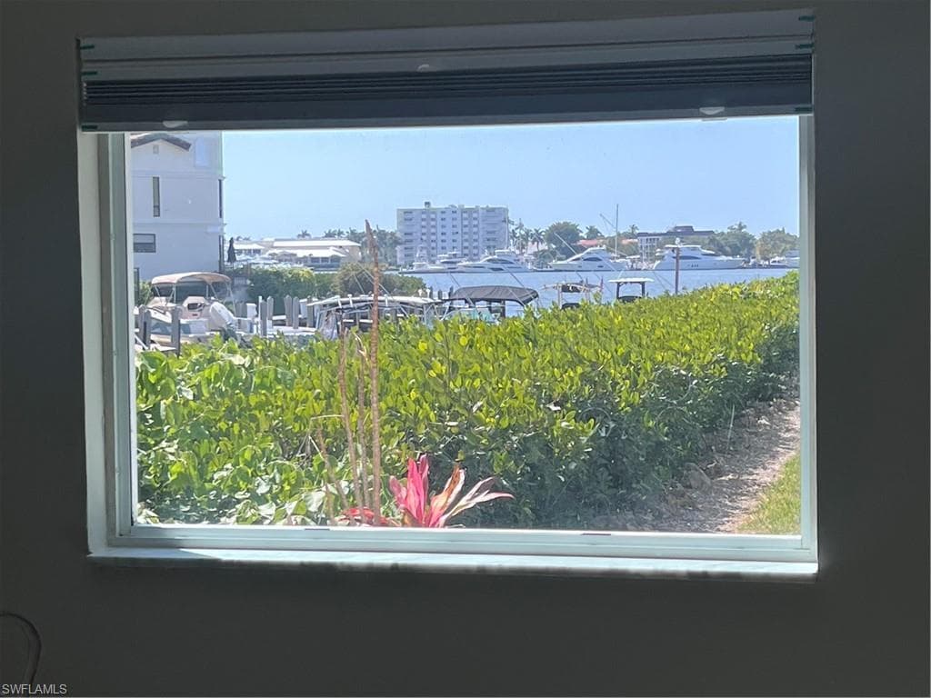 1320 Blue Point Ave 2, Naples, FL 34102-8