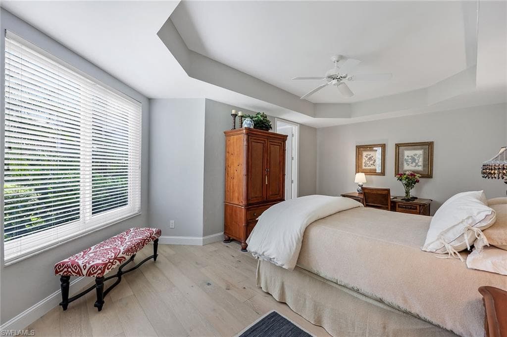 1550 Clermont Dr E101, Naples, FL 34109-14