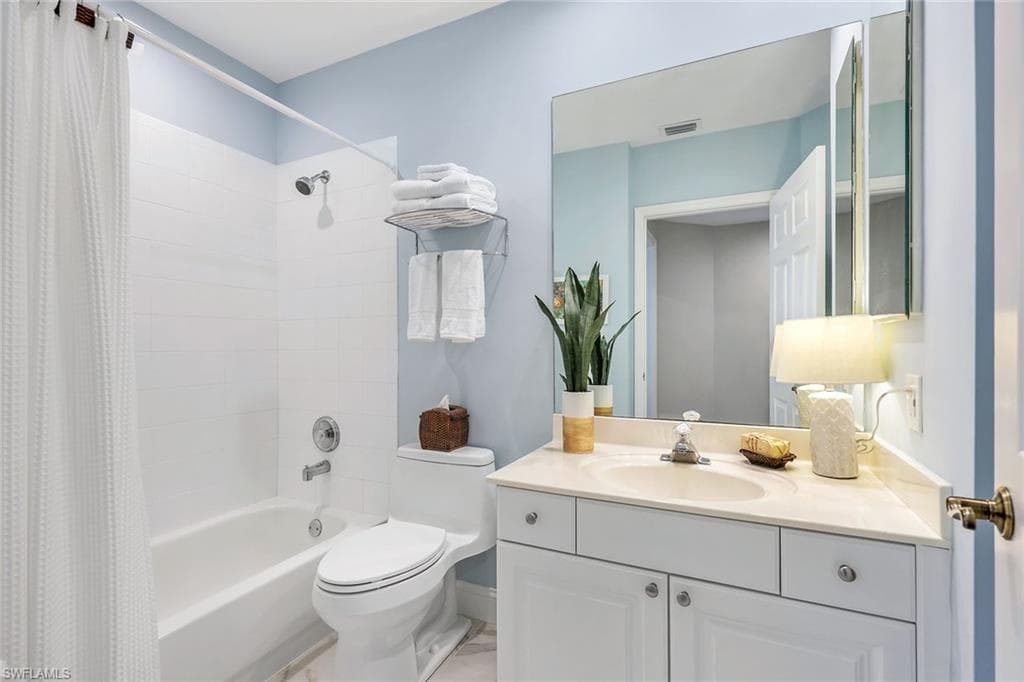 1550 Clermont Dr E101, Naples, FL 34109-20