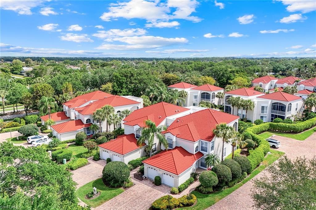 1550 Clermont Dr E101, Naples, FL 34109-3