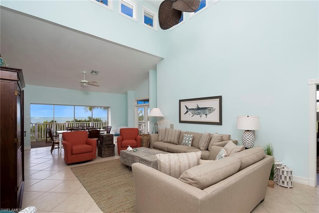 11687 Keewaydin, Naples, FL 34113-12