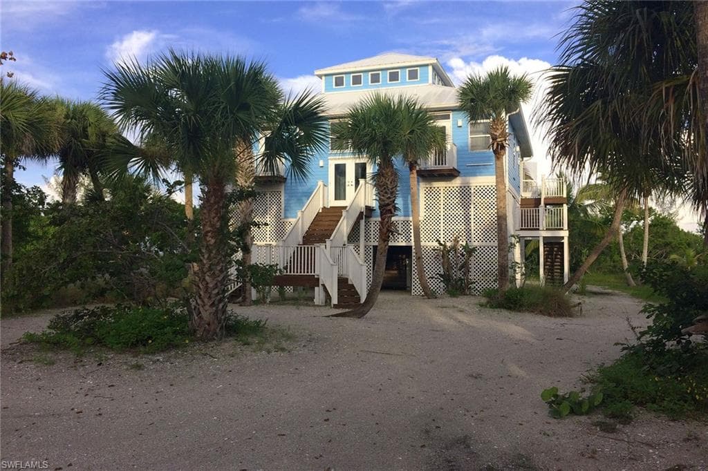 11687 Keewaydin, Naples, FL 34113-18