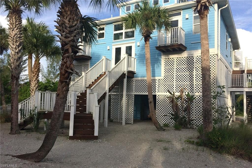 11687 Keewaydin, Naples, FL 34113-3