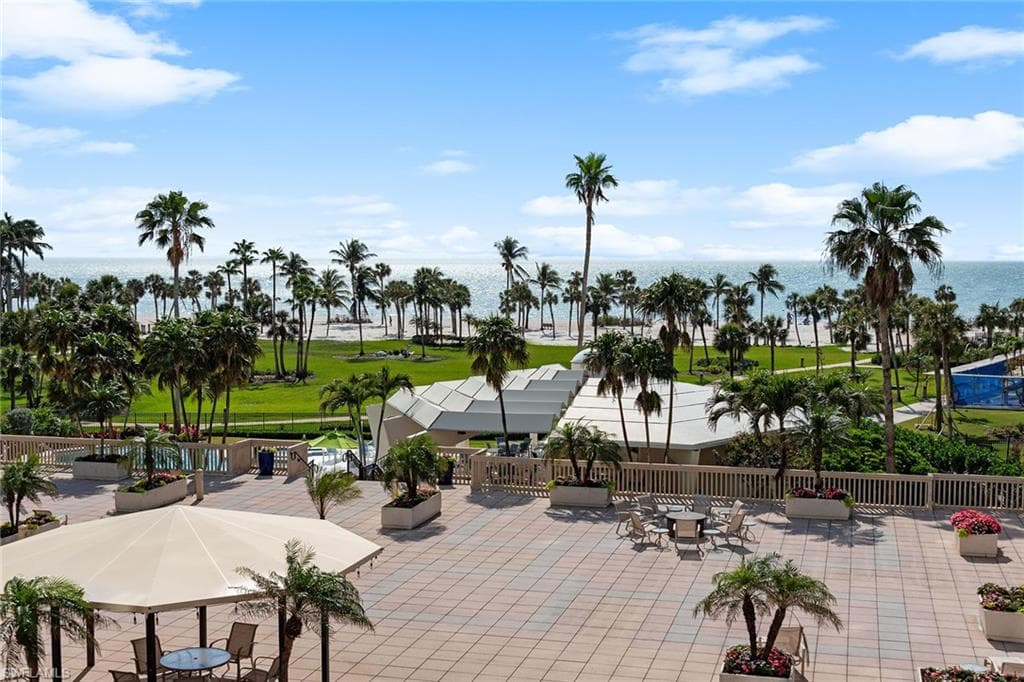 4031 Gulf Shore Blvd N 4b, Naples, FL 34103-22