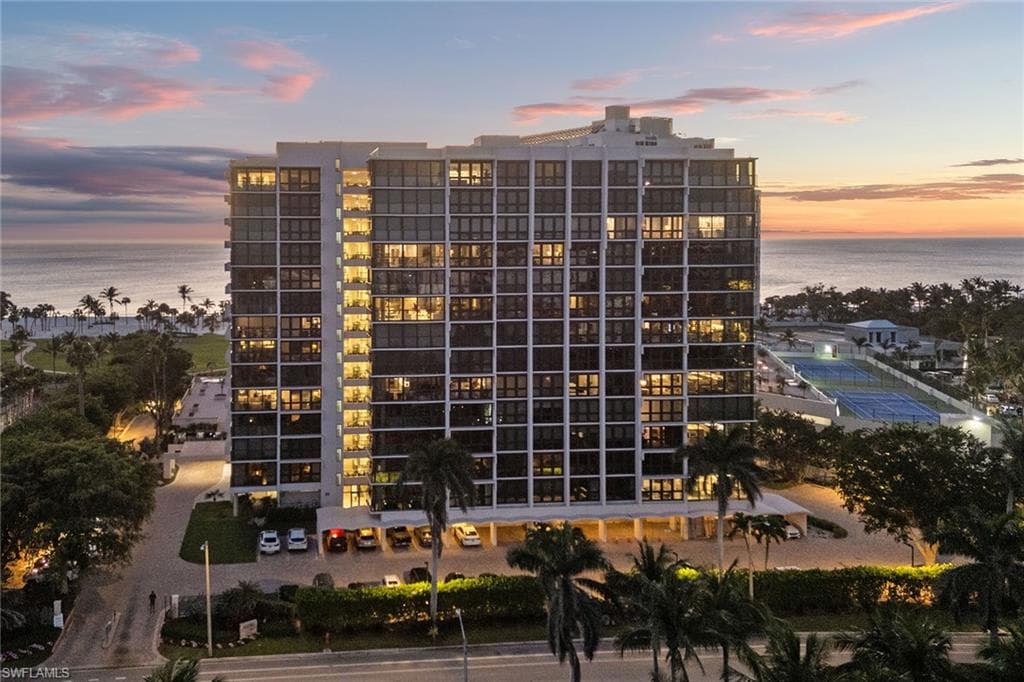 4031 Gulf Shore Blvd N 4b, Naples, FL 34103-28