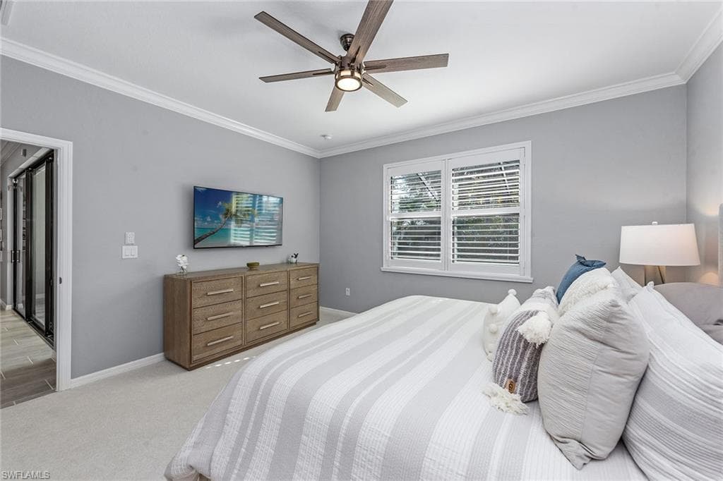 9381 Glenforest Dr, Naples, FL 34120-18