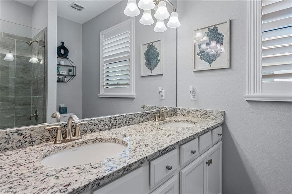 9381 Glenforest Dr, Naples, FL 34120-20