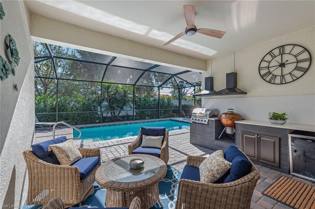 9381 Glenforest Dr, Naples, FL 34120-31