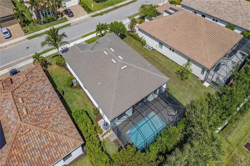 9381 Glenforest Dr, Naples, FL 34120-34