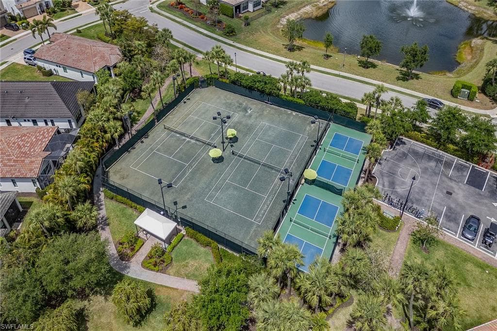 9381 Glenforest Dr, Naples, FL 34120-39