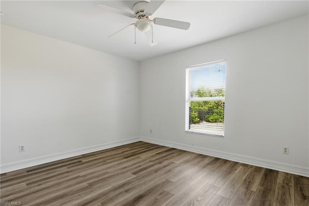 1409 Juanita Pl, Cape Coral, FL 33993-26