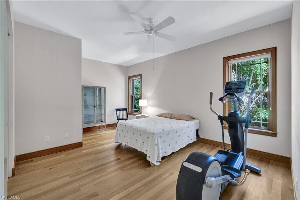 5660 English Oaks Ln, Naples, FL 34119-17