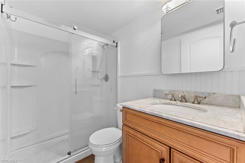 72 7th St S 210, Naples, FL 34102-10