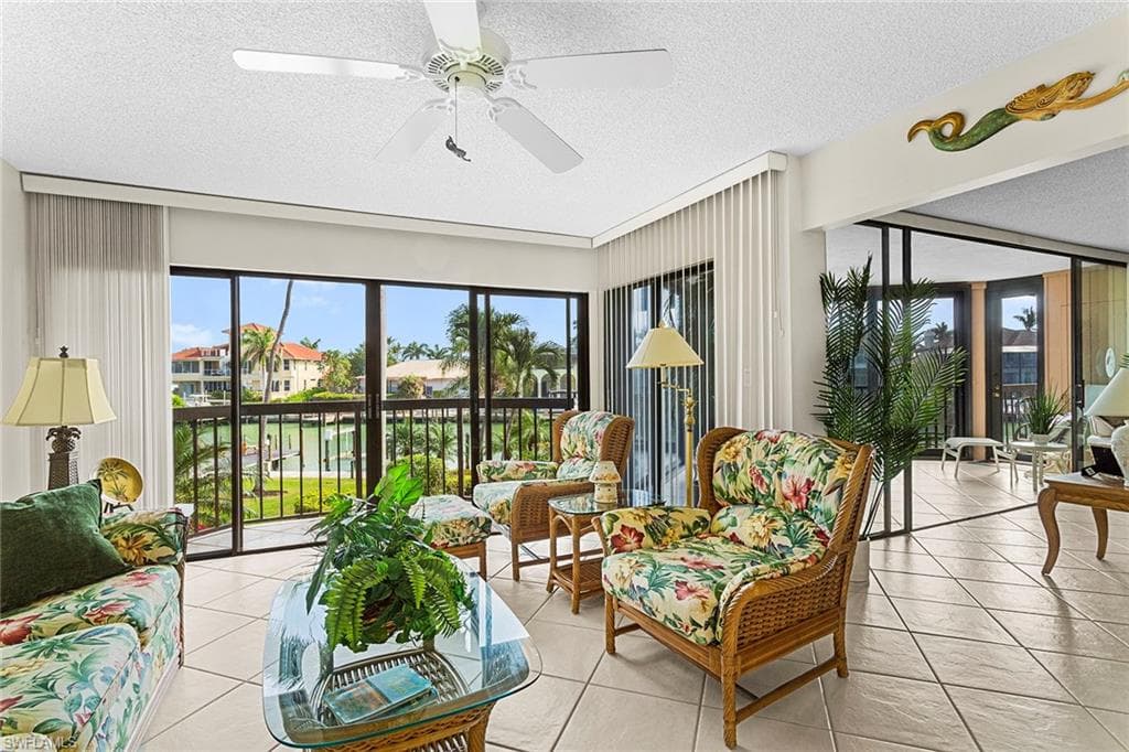 845 Collier Ct 204, Marco Island, FL 34145-16