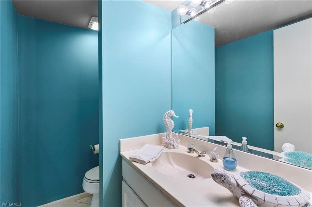845 Collier Ct 204, Marco Island, FL 34145-18