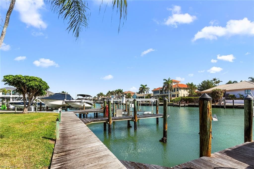 845 Collier Ct 204, Marco Island, FL 34145-31