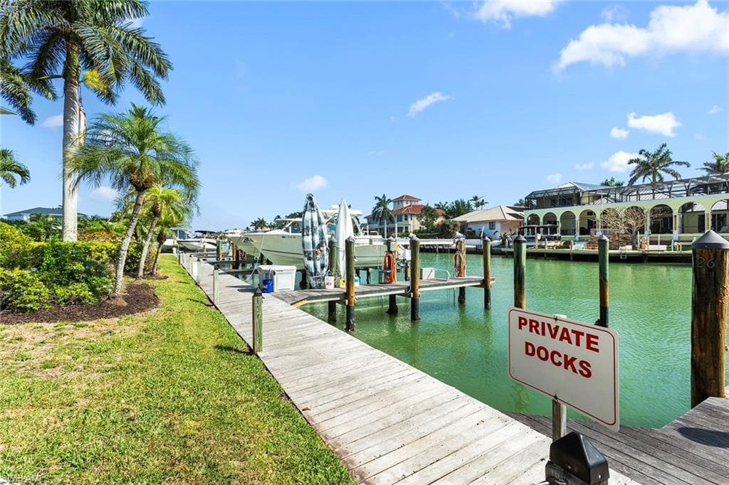 845 Collier Ct 204, Marco Island, FL 34145-32