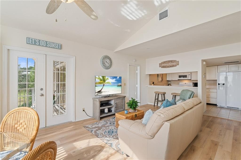 4160 Gunnison Ct 821, Estero, FL 33928-4