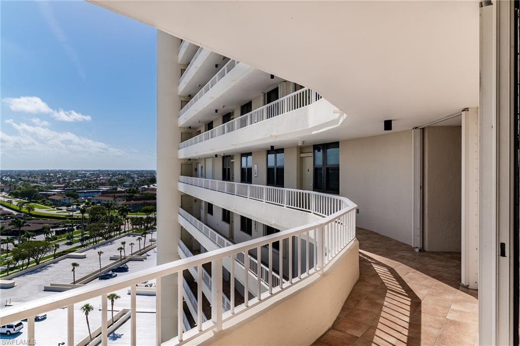320 Seaview Ct 1201, Marco Island, FL 34145-16