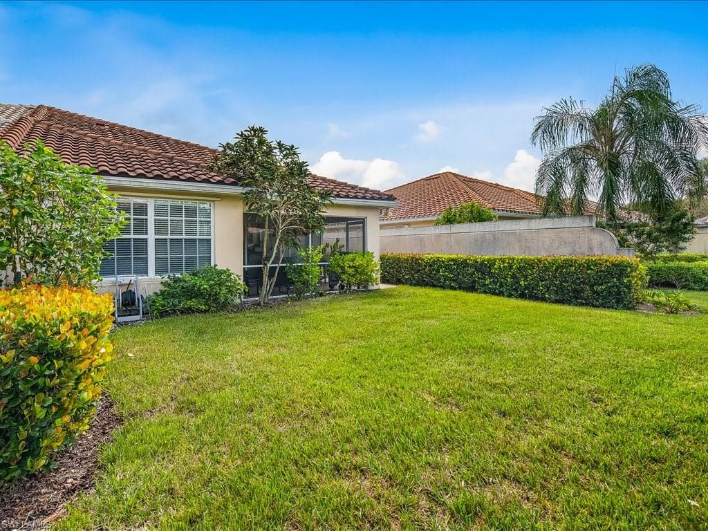 3238 Barbados Ln, Naples, FL 34119-31