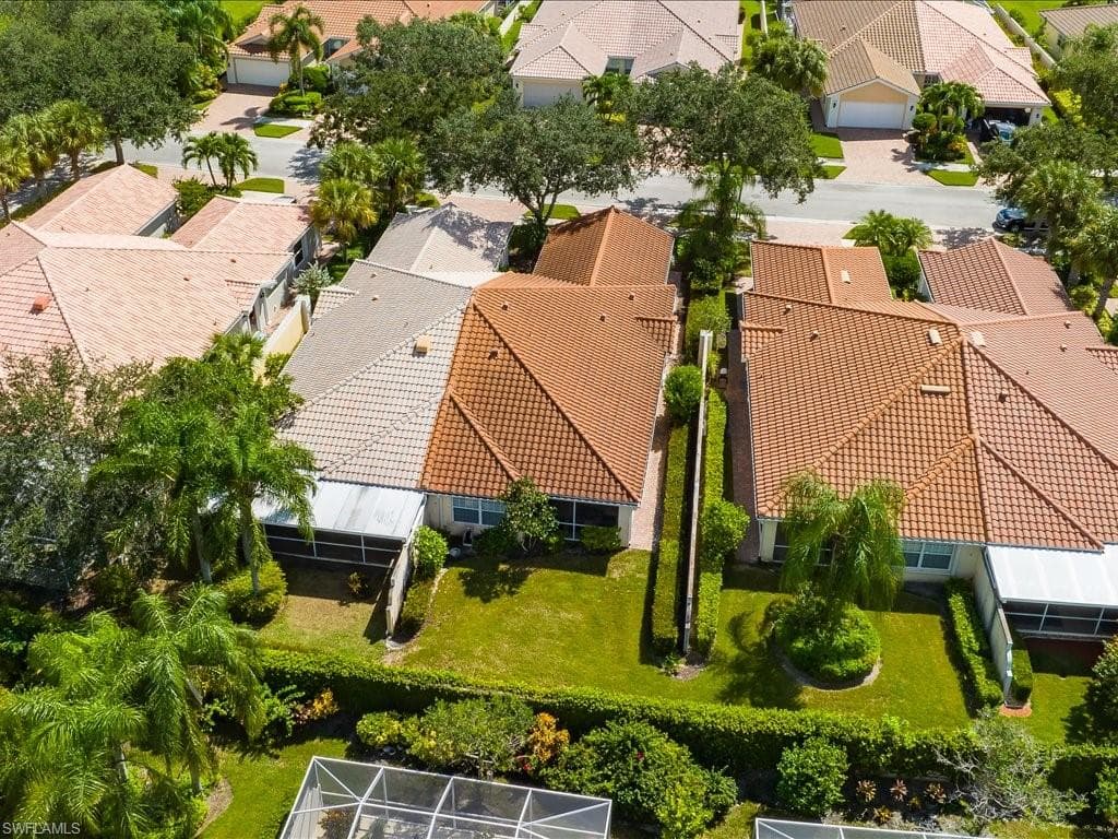 3238 Barbados Ln, Naples, FL 34119-33