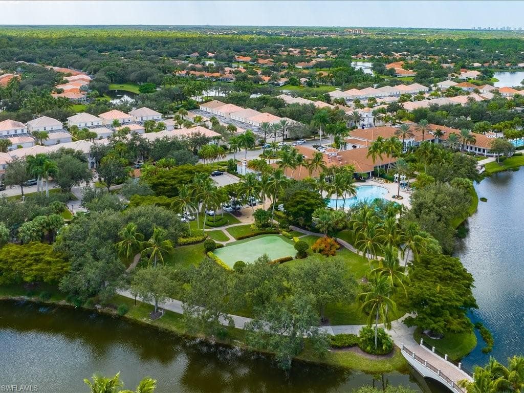 3238 Barbados Ln, Naples, FL 34119-38