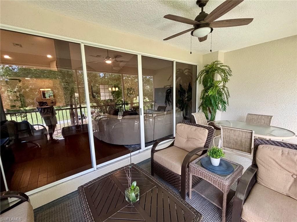 8125 Celeste Dr 5213, Naples, FL 34113-25
