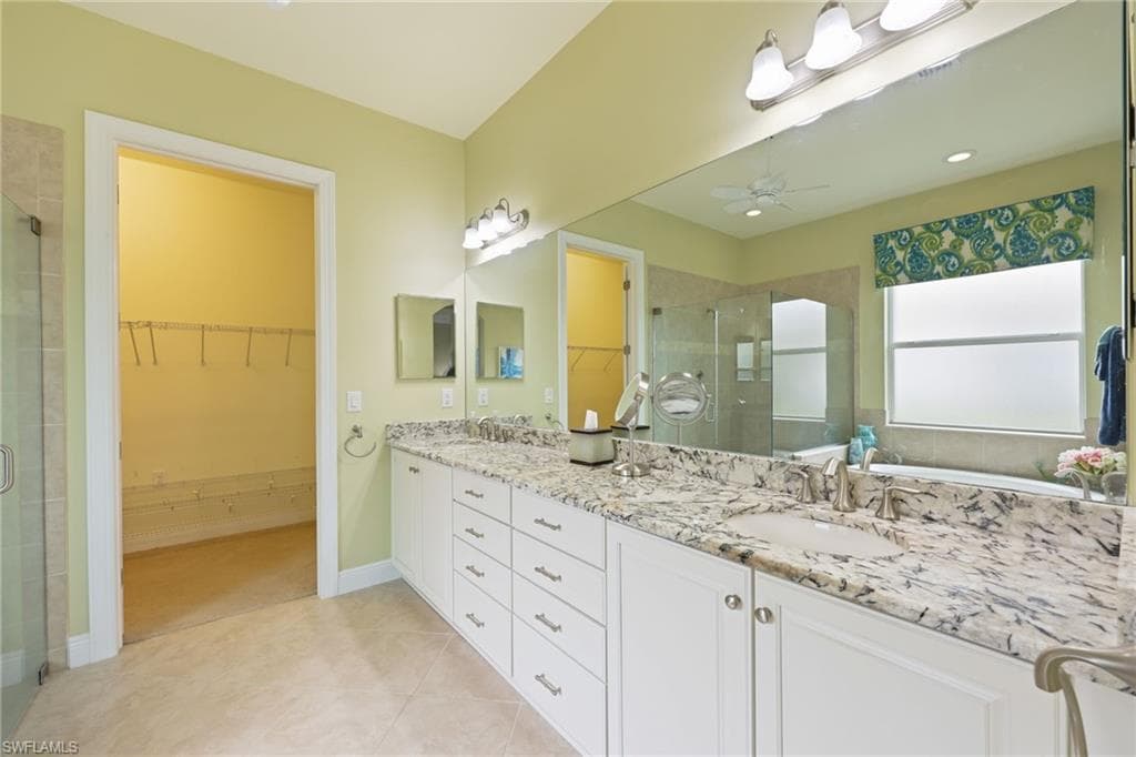 11619 Giulia Dr, Fort Myers, FL 33913-26