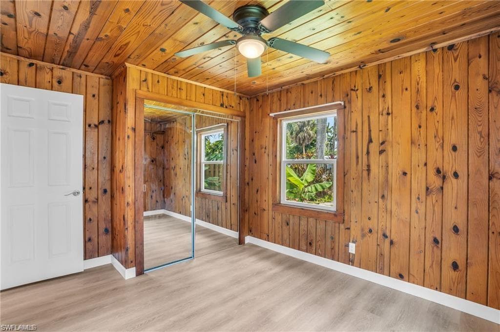 135 Standish Cir, North Fort Myers, FL 33903-16