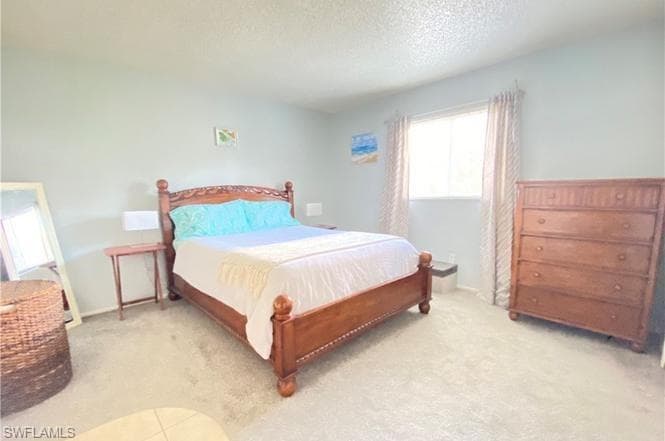 1815 11th Ave, Cape Coral, FL 33990-9