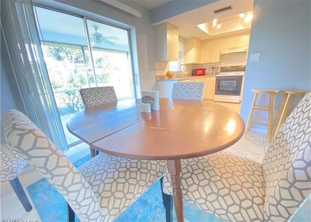 1815 11th Ave, Cape Coral, FL 33990-10