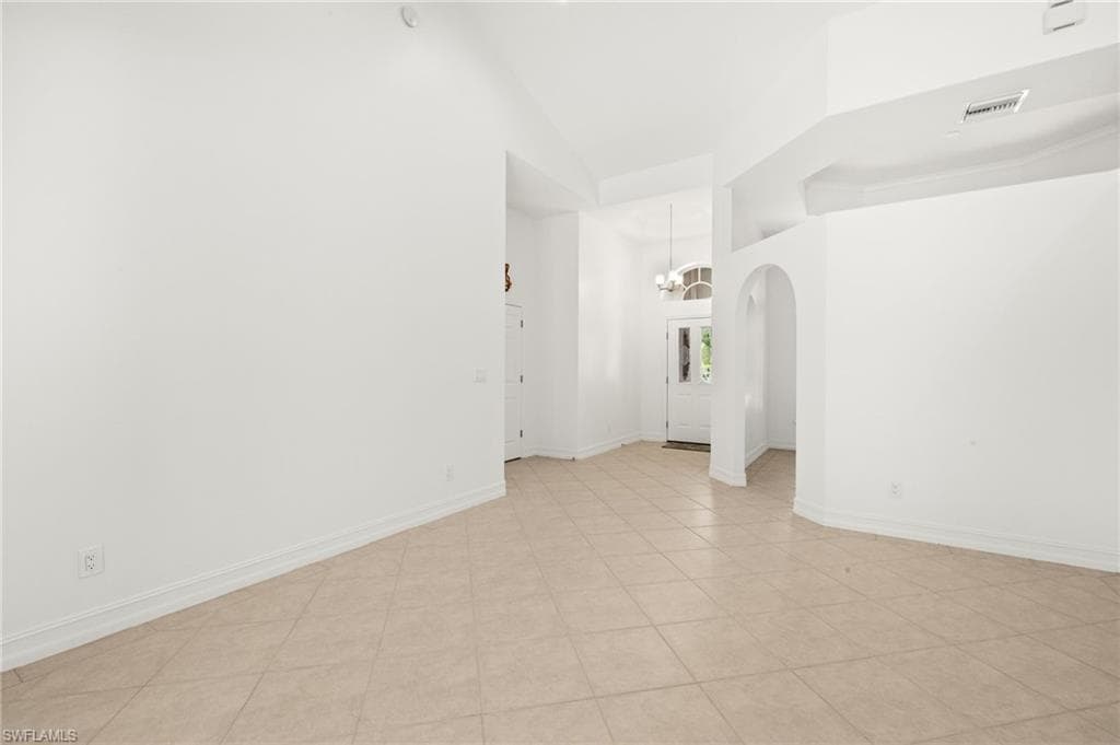 7034 Sugar Magnolia Cir, Naples, FL 34109-17