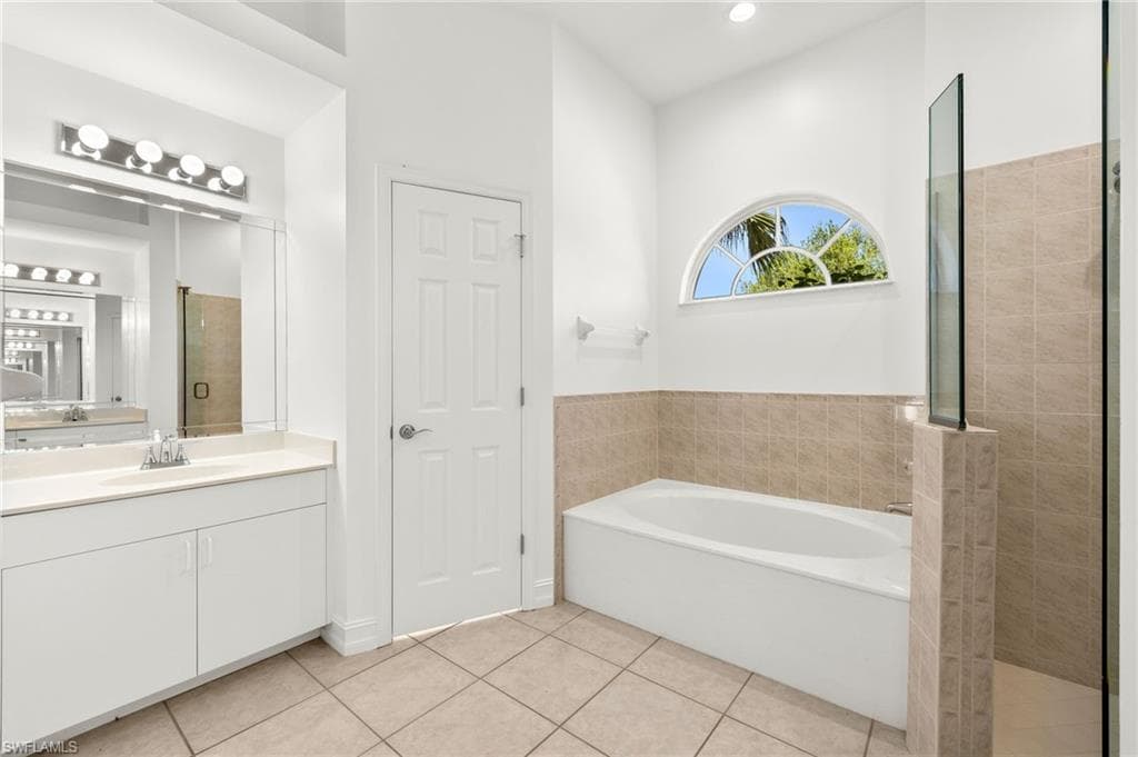 7034 Sugar Magnolia Cir, Naples, FL 34109-22