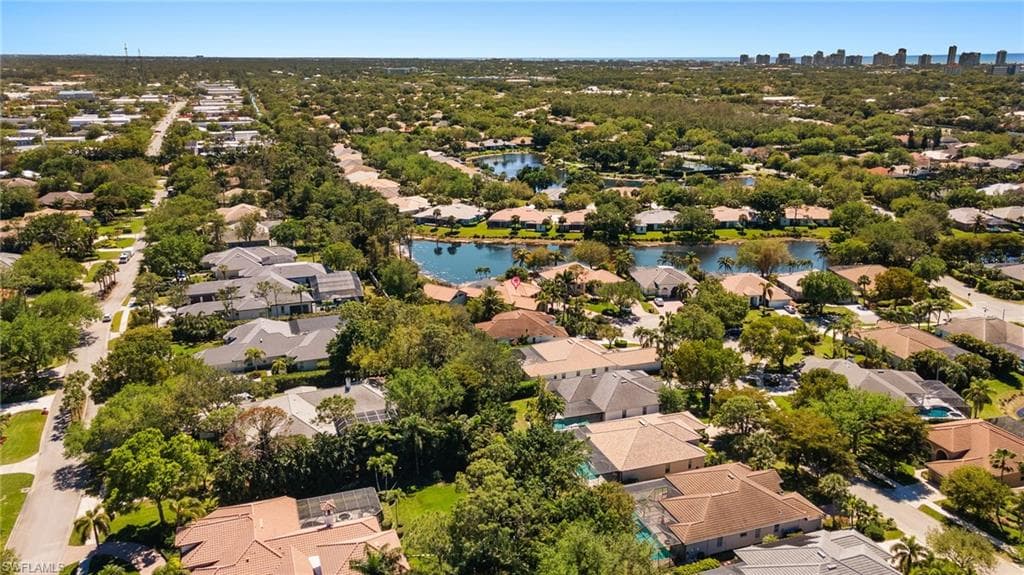 7034 Sugar Magnolia Cir, Naples, FL 34109-36